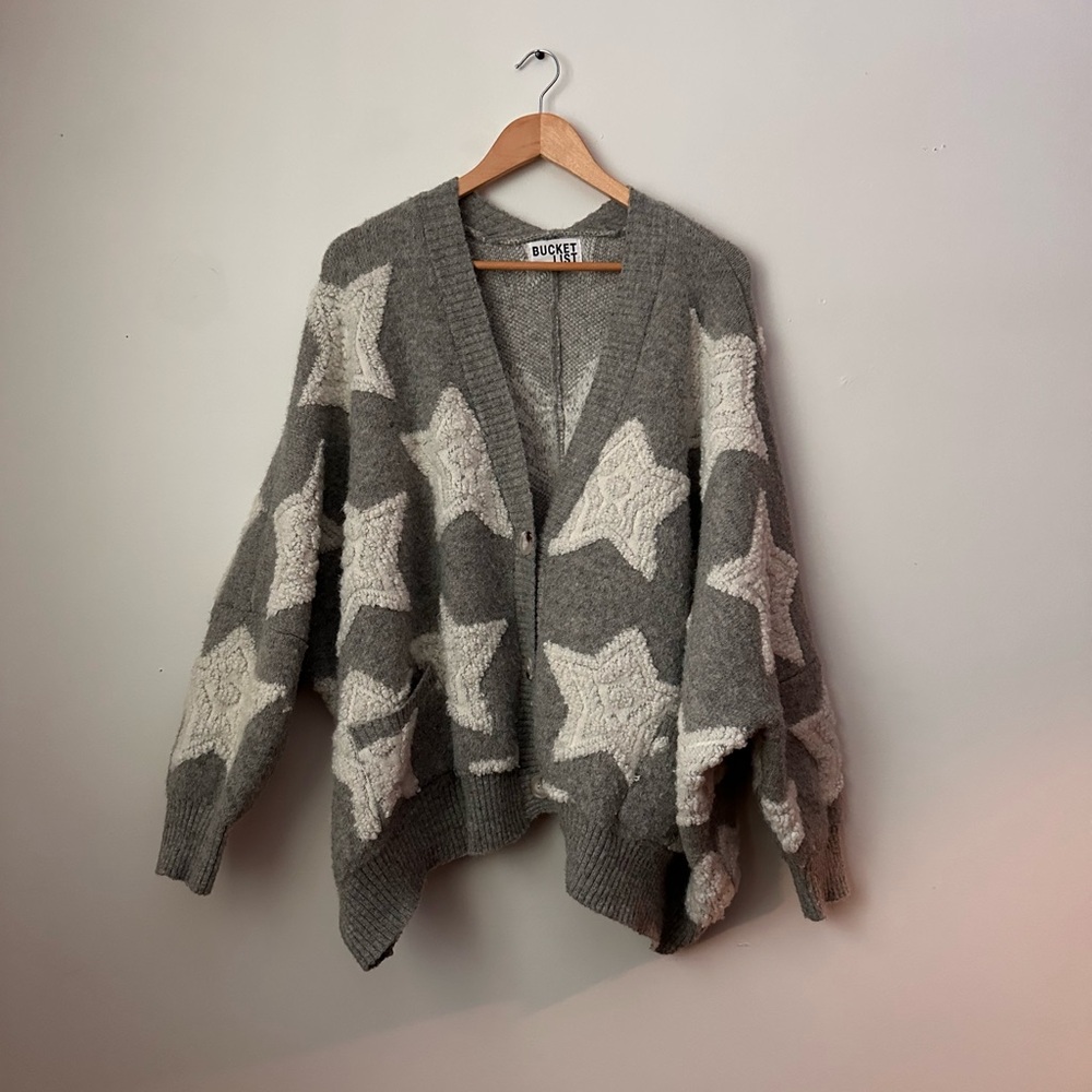 BUCKETLIST Gray and Cream Star Cardigan